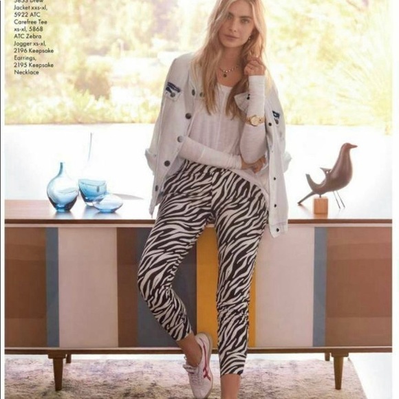 NWT | CAbi Drew Jacket; Style 5853 - Picture 1 of 13